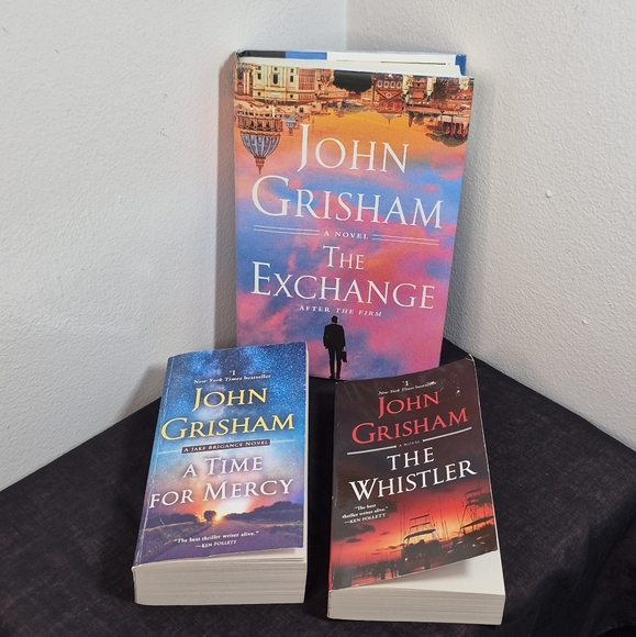 John Grisham Lot of 3 Books 1 Hardback 2 Paperbacks - Picture 5 of 5